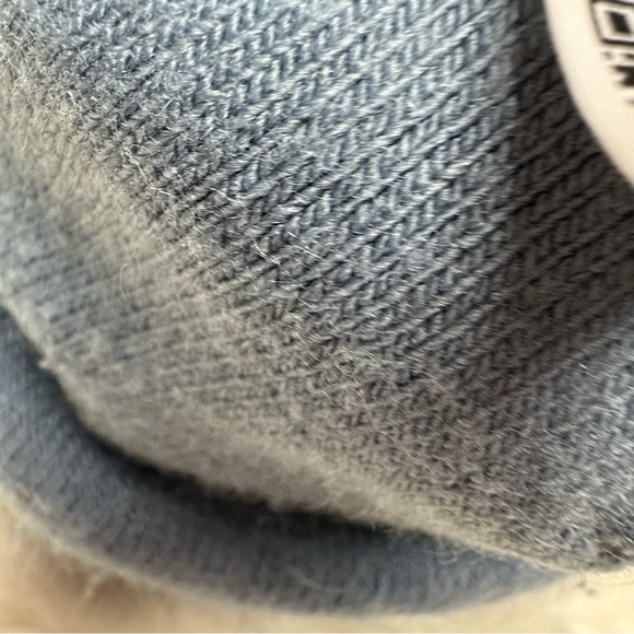 Under Armour Winter Hat Black & Blue Size 3-4 Years - Picture 8 of 10